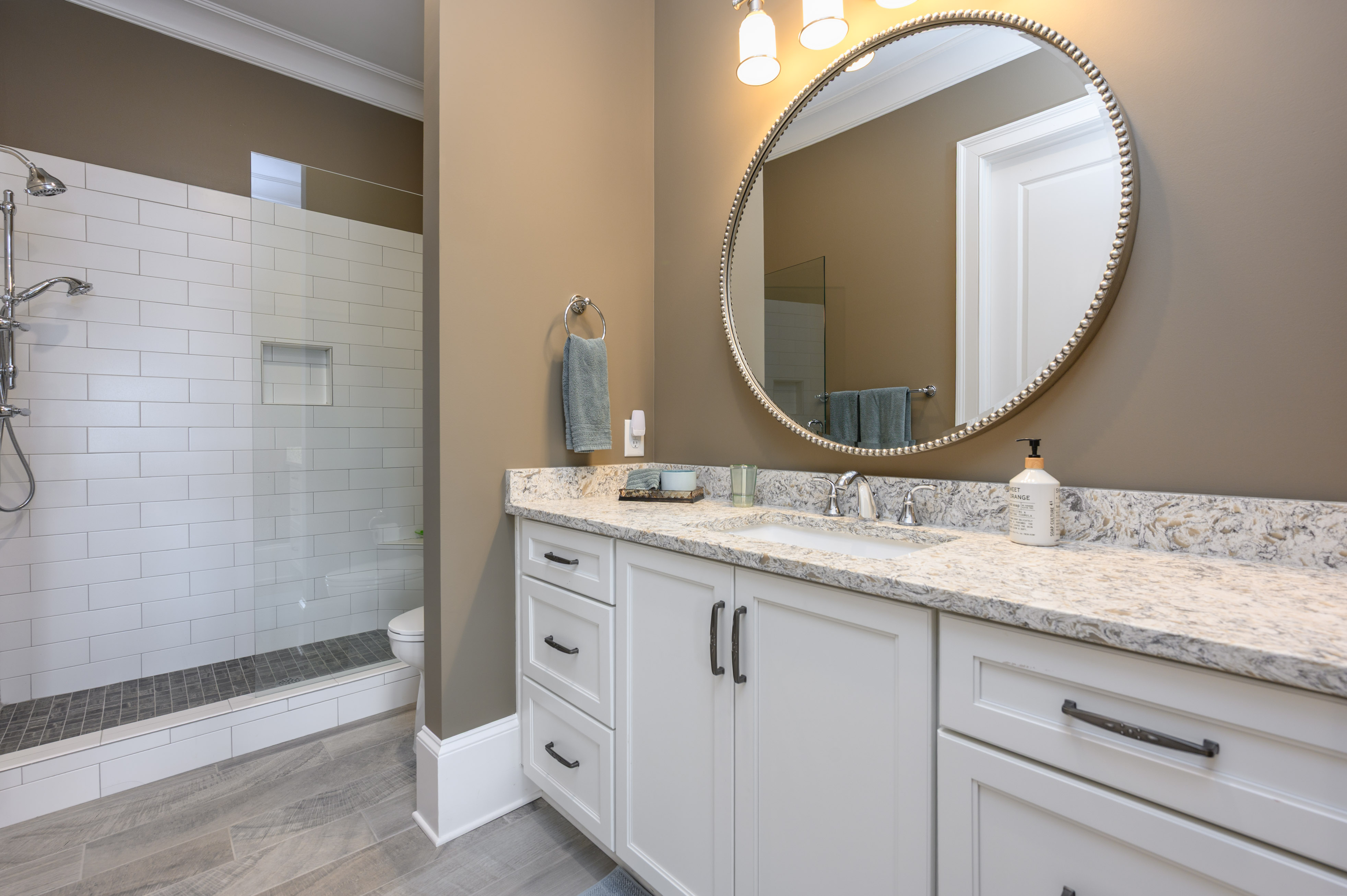 1330 North Shore Drive image 31